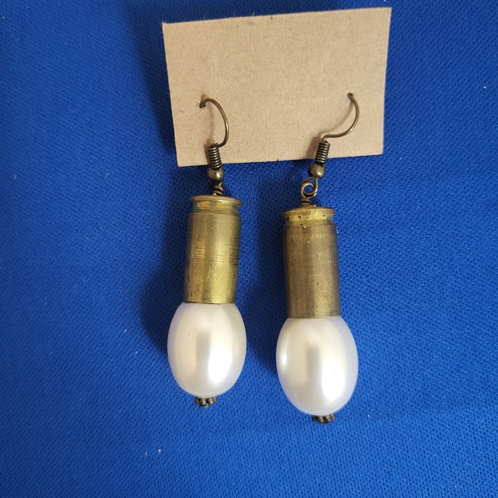 Bullet  pearl earrings
